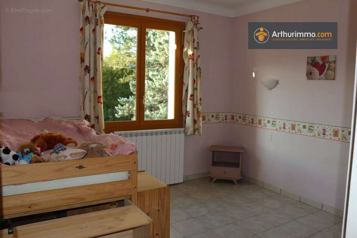 Maison à SAINT-JEAN-D&#039;AIGUES-VIVES