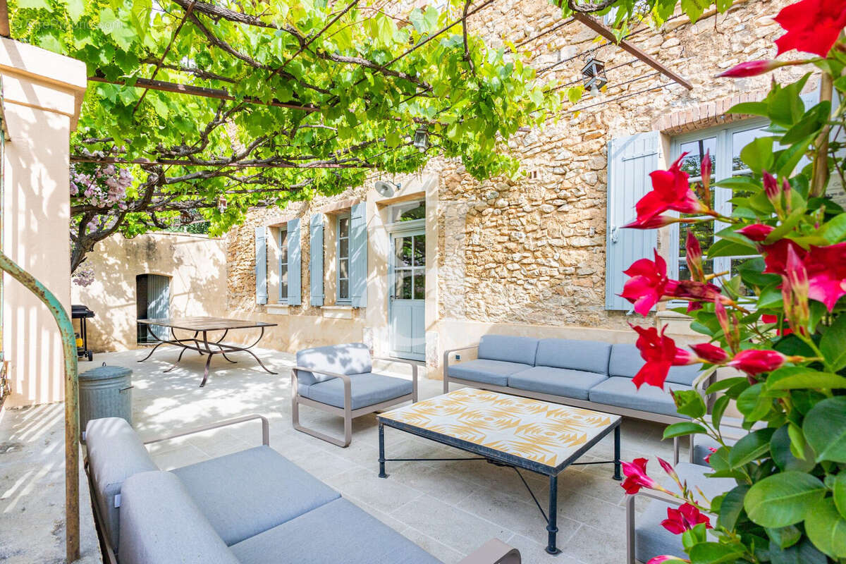 Maison à VAISON-LA-ROMAINE