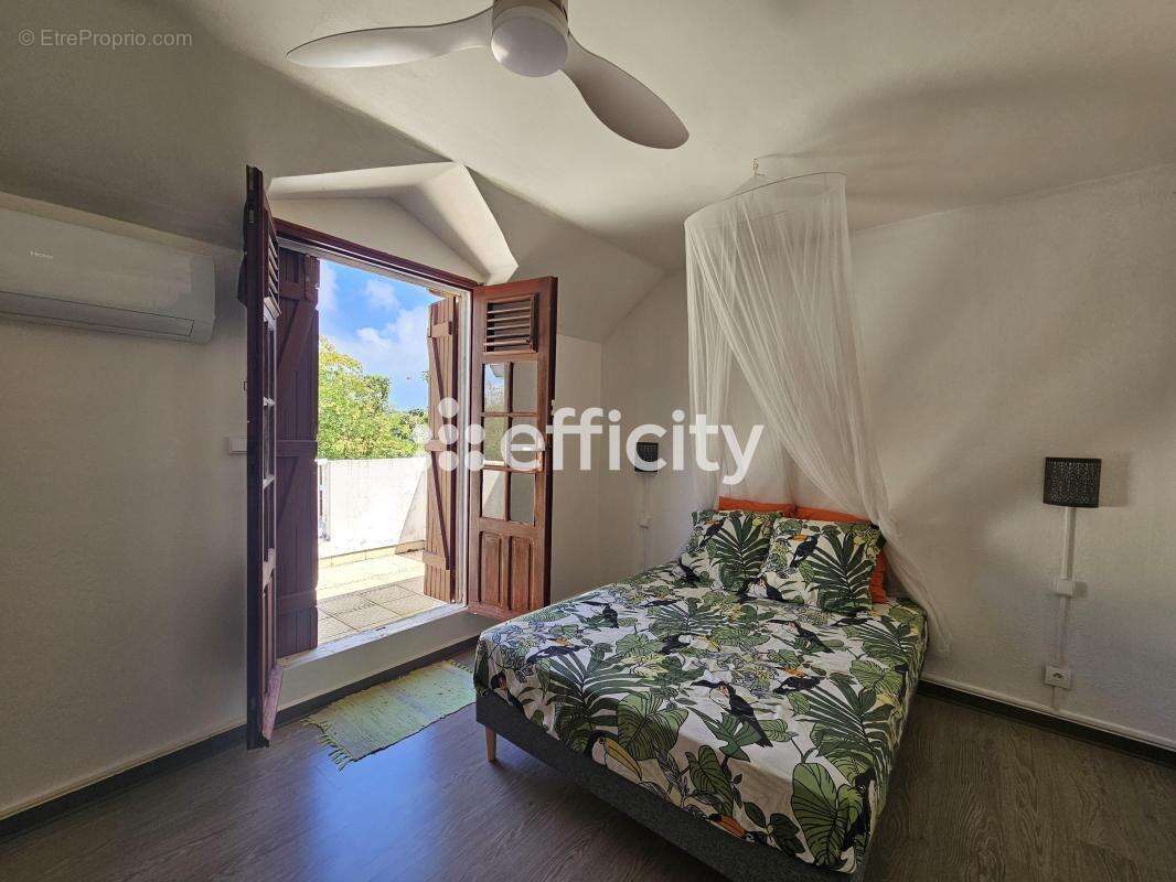 Appartement à LE GOSIER