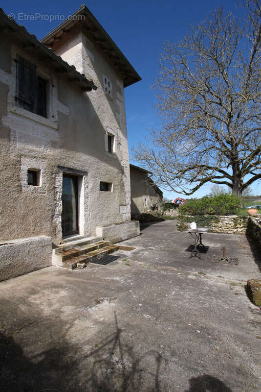 Maison à GOUT-ROSSIGNOL