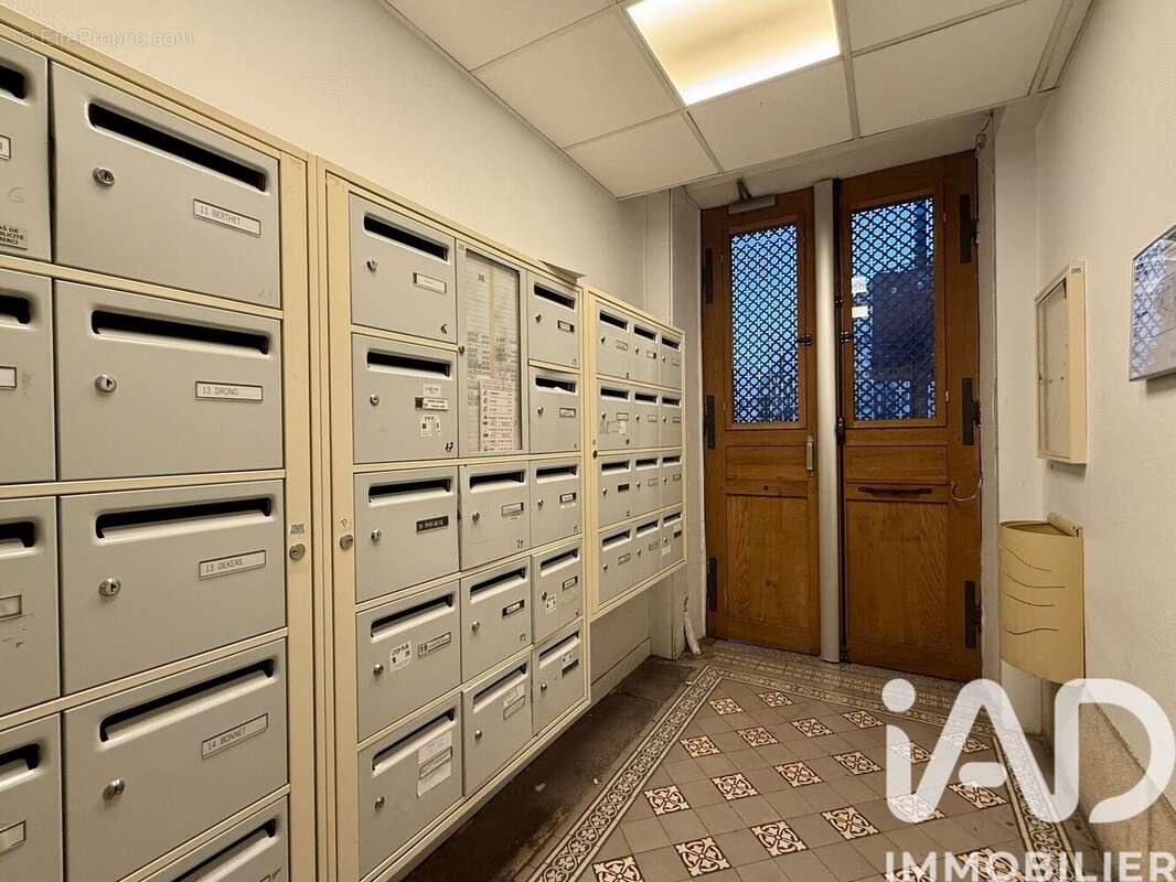 Photo 8 - Appartement à PARIS-17E