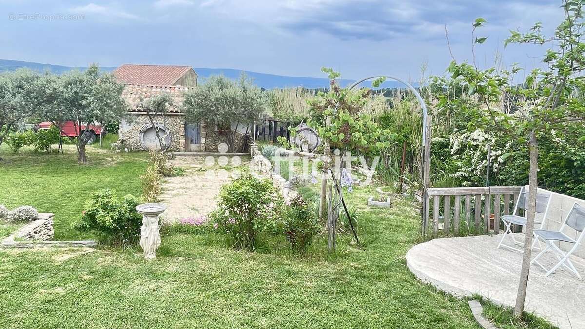 Maison à GARGAS