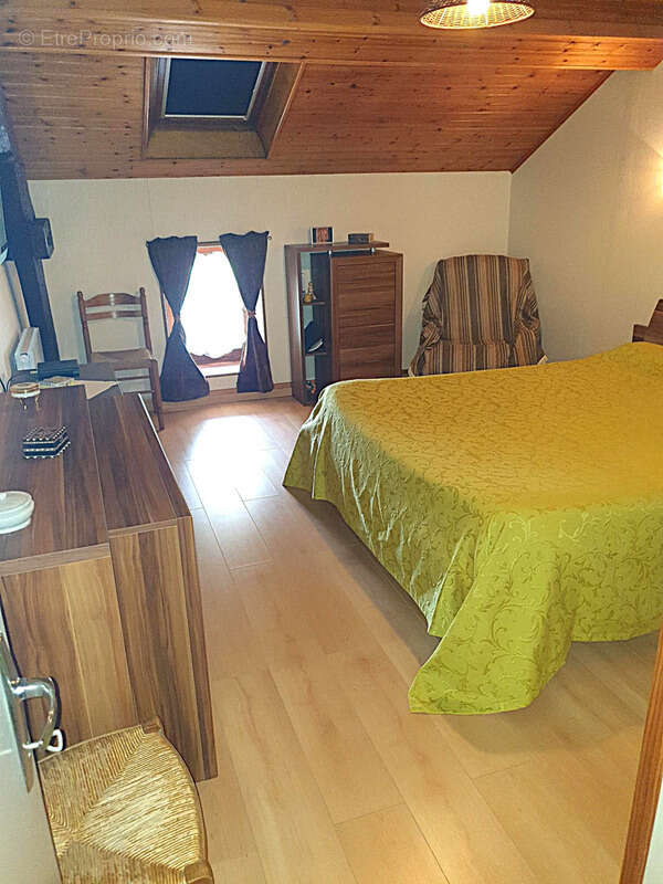 Maison à BARBEZIEUX-SAINT-HILAIRE