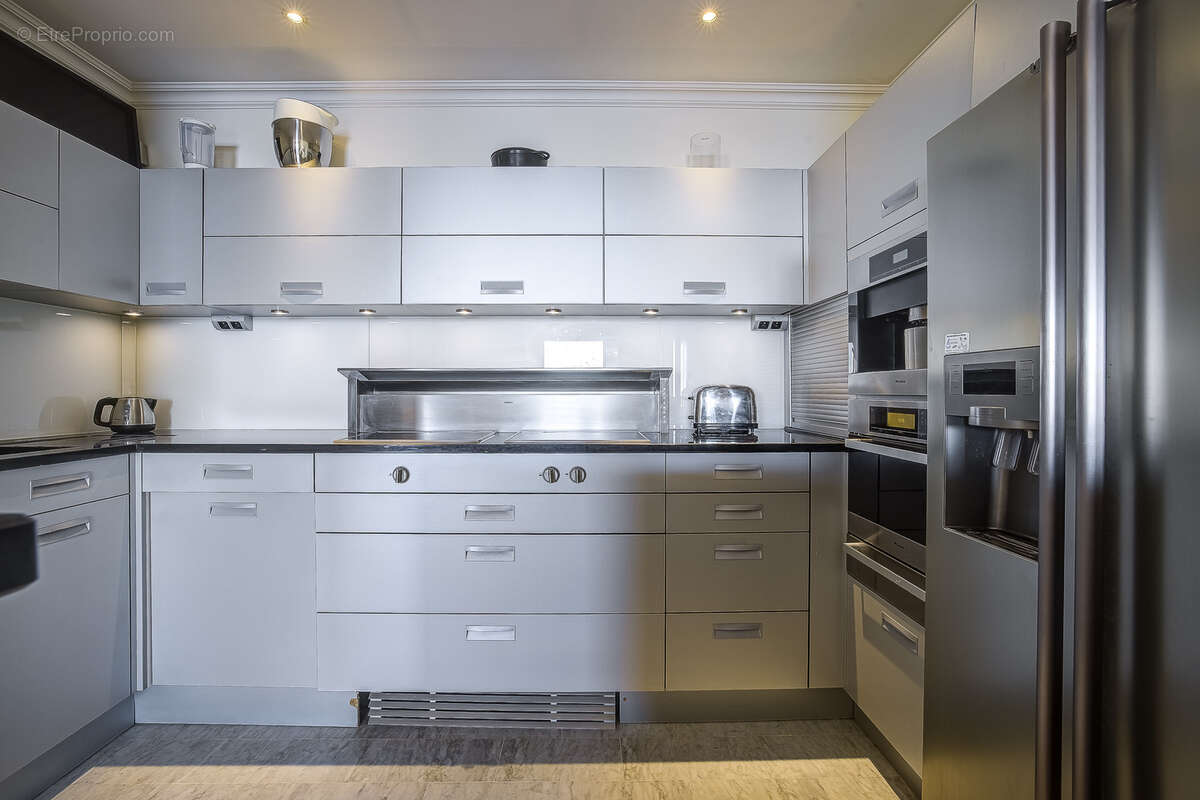 Appartement à ROQUEBRUNE-CAP-MARTIN