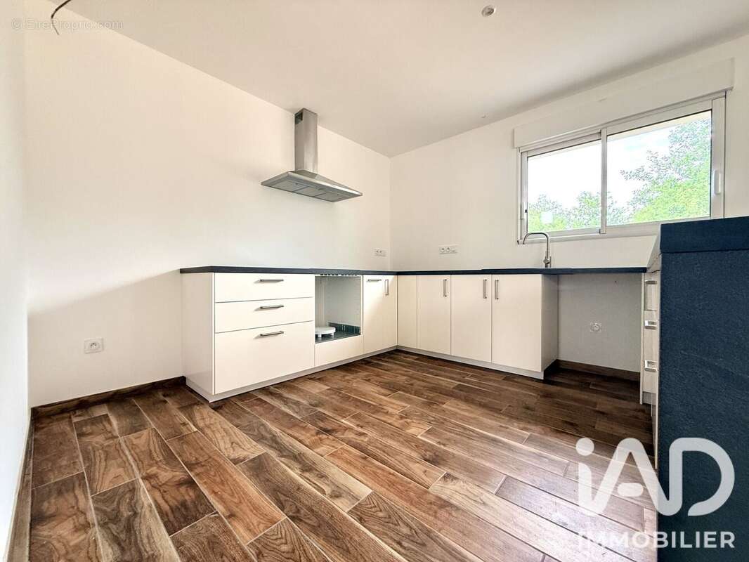 Maison 137 m² à Ligne  - photo 4