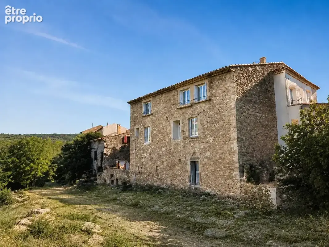 Maison à SAINT-BRES