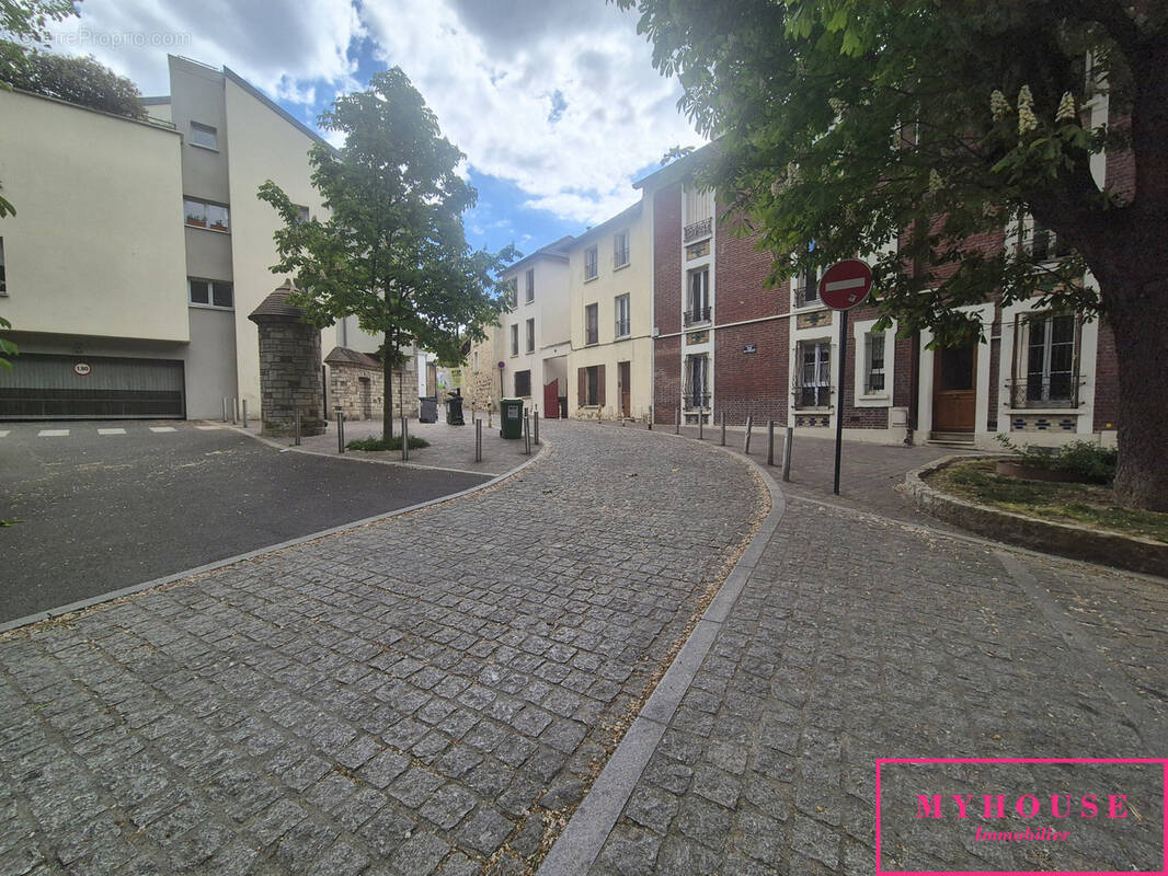 Appartement à BAGNEUX