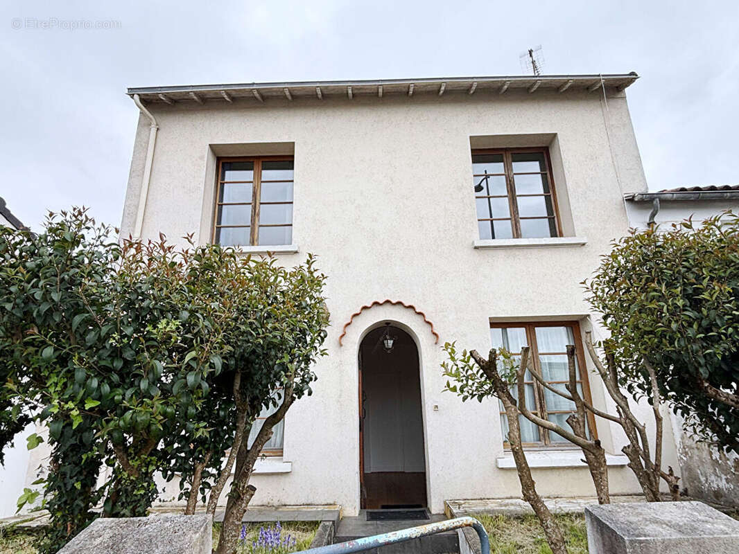 Maison à LA ROCHELLE