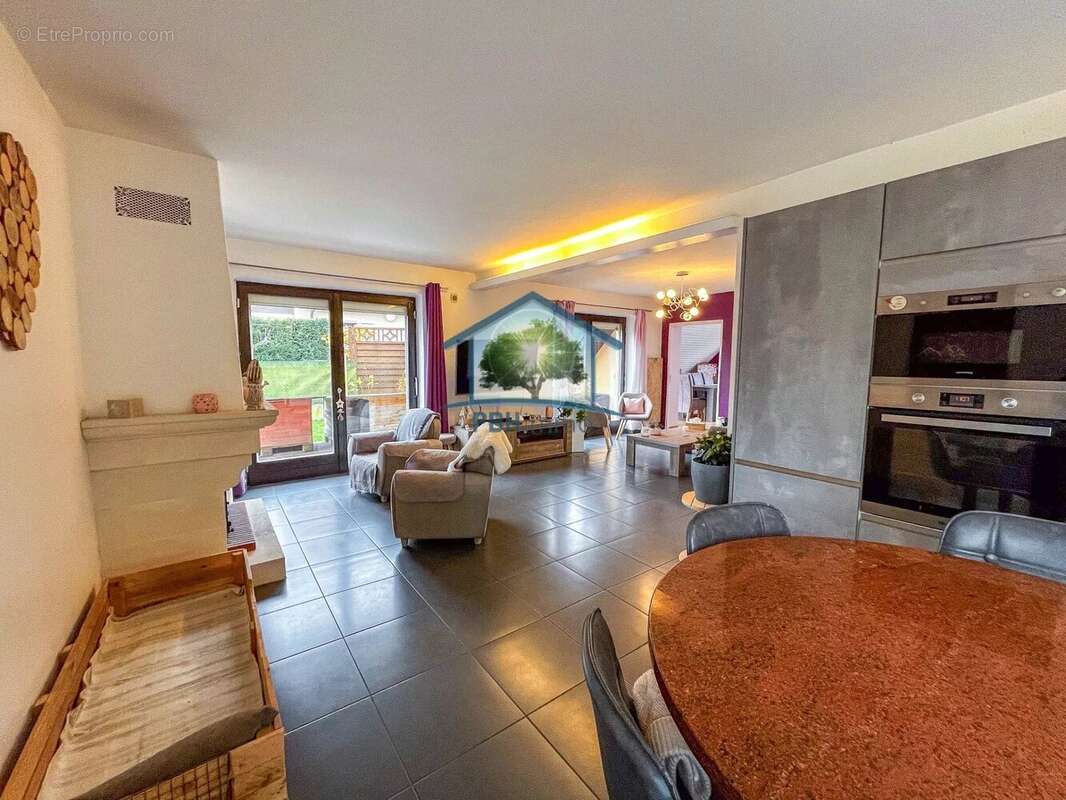 Maison à MORSCHWILLER-LE-BAS