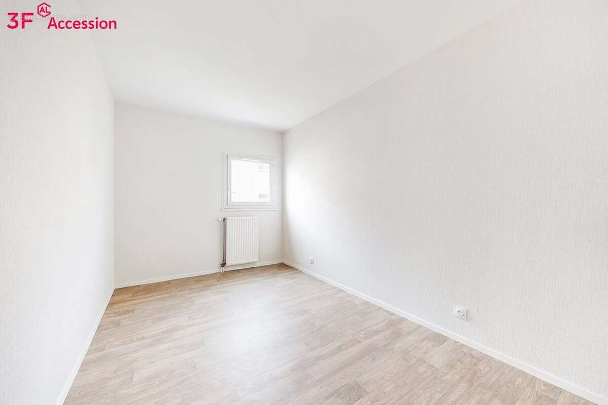 Appartement à LOGNES
