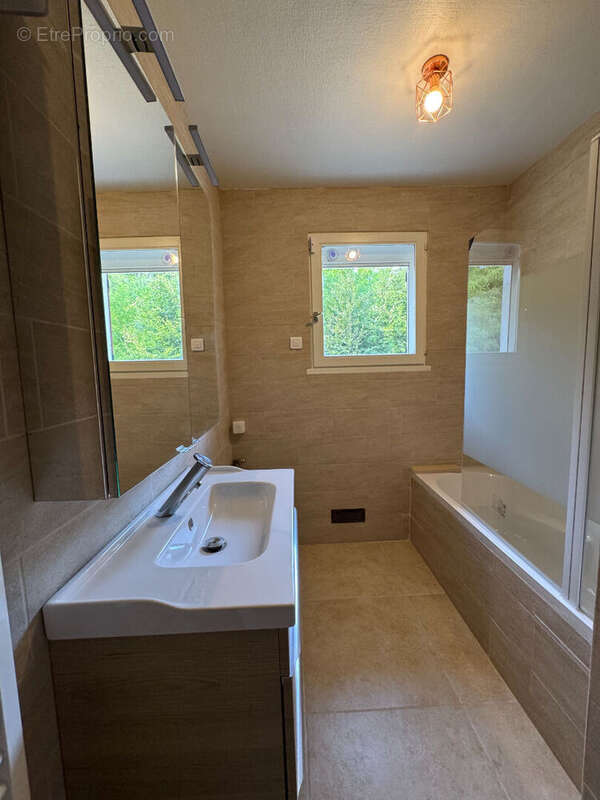 Maison Montaigu 7 pièces - photo 4