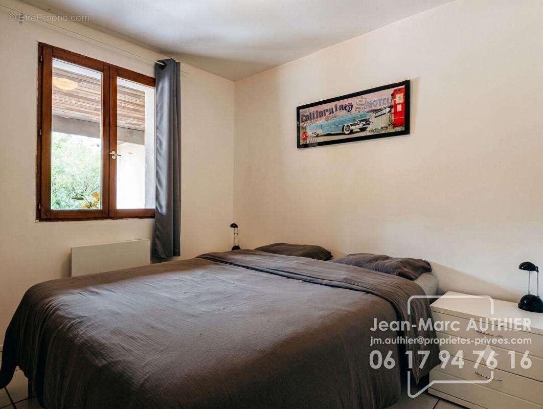 Léobard (46)  Ensemble en pierre du 18ème siècle avec gîte et piscine 397 300 - photo 5