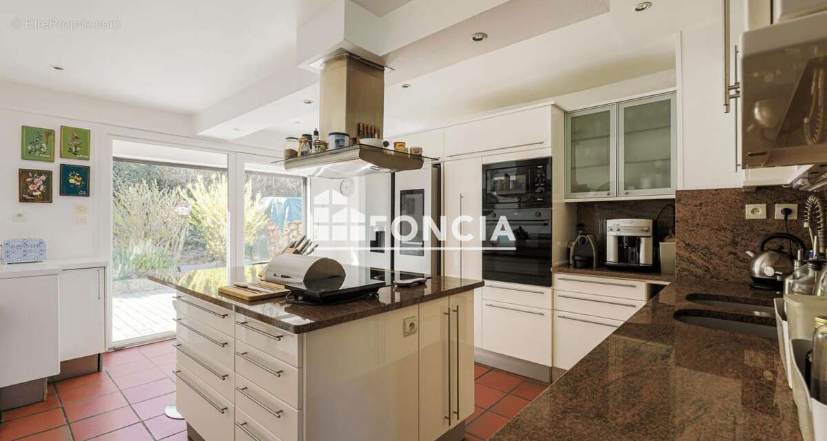 Maison à BRIE-ET-ANGONNES