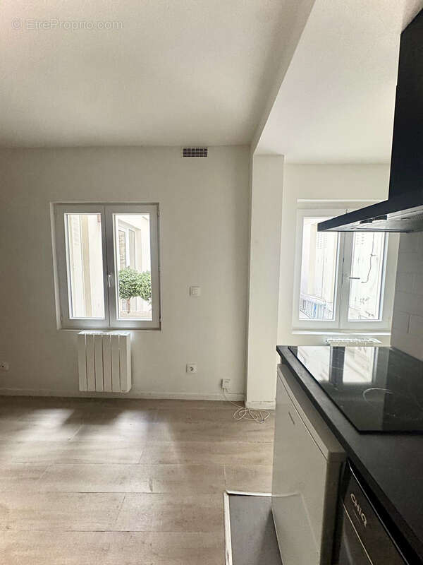 Appartement à PARIS-3E