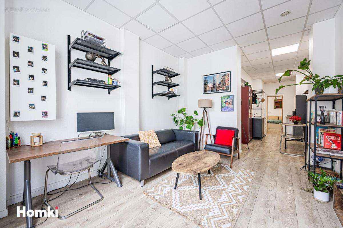 Appartement T2 de 48 m2 à Paris 75011, Rue Saint-Maur - photo 3
