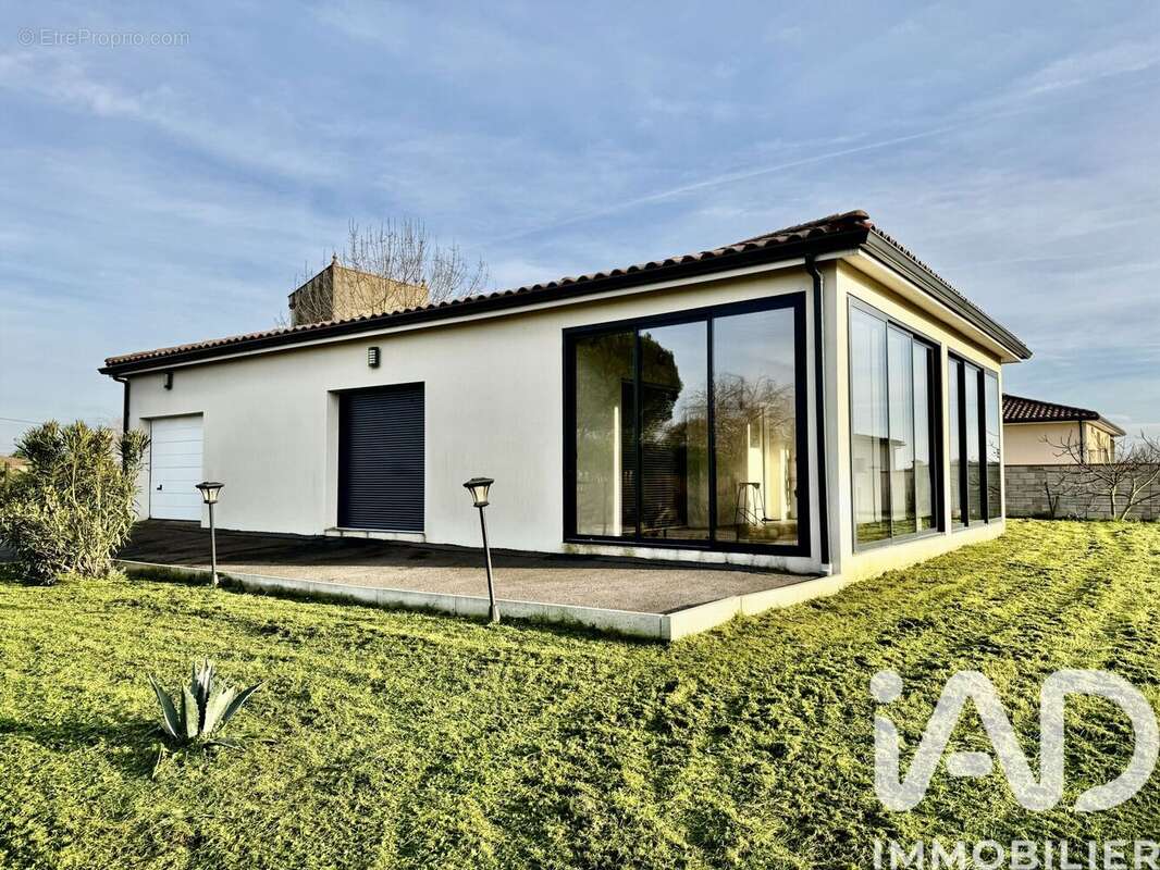 Photo 2 - Maison à LA VILLE-DIEU-DU-TEMPLE