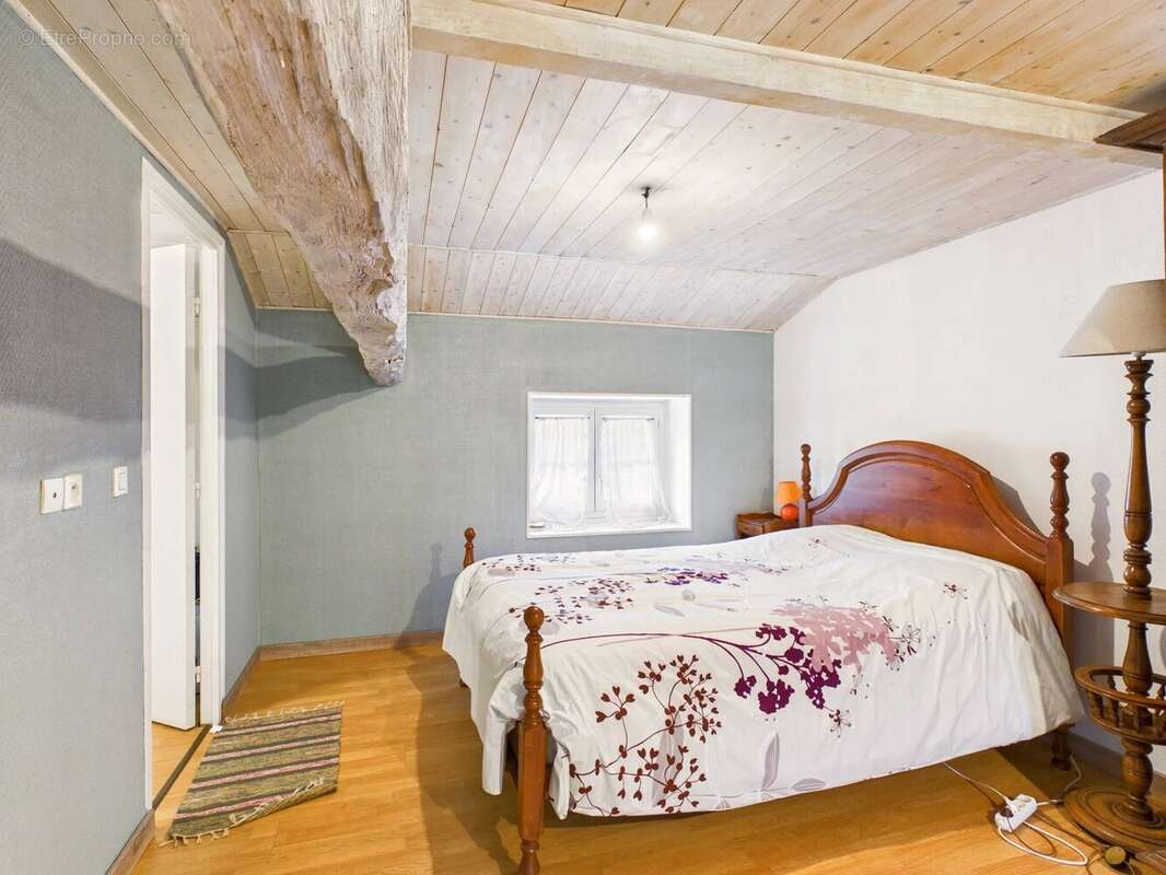 Maison familiale spacieuse avec 5 chambres, grand terrain - photo 13