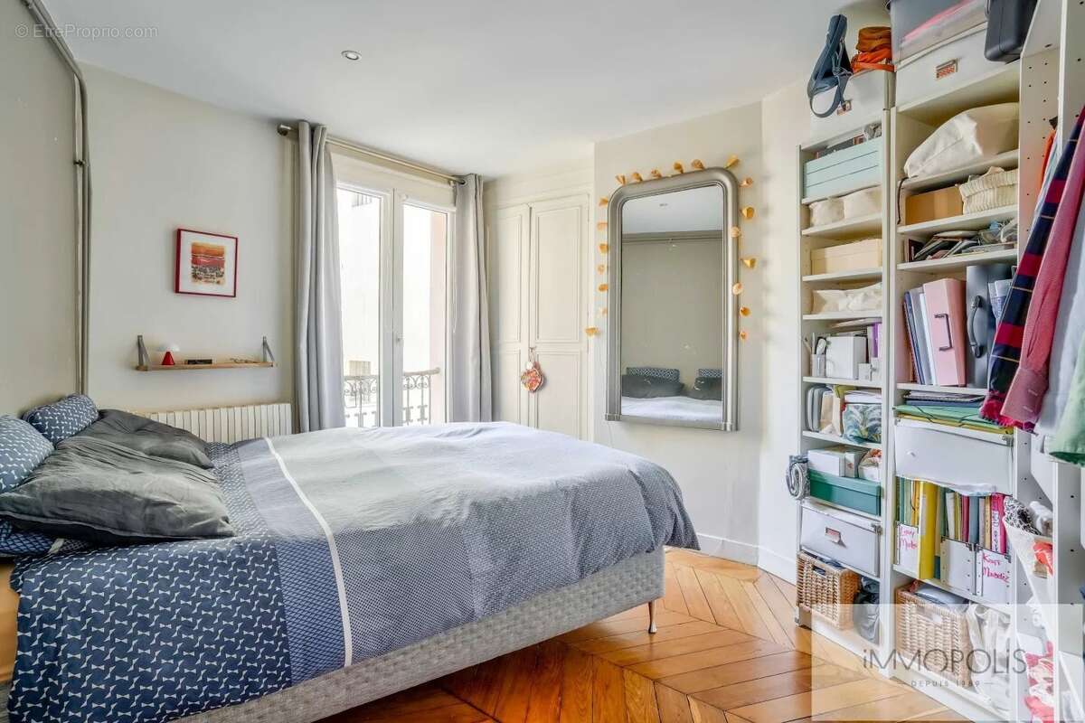 Appartement à PARIS-18E