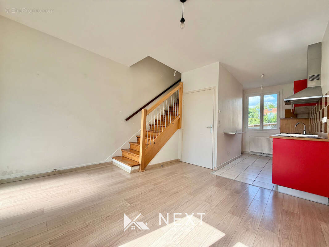 Appartement à VILLARD-BONNOT