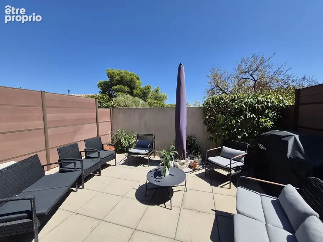 A vendre un appartement t3 rdc a la couronne proche centre - photo 3