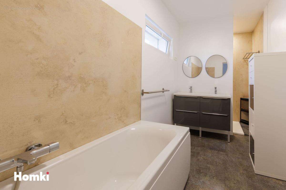 Maison/Villa T5 de 155 m2 à Peschadoires 63920 - photo 9