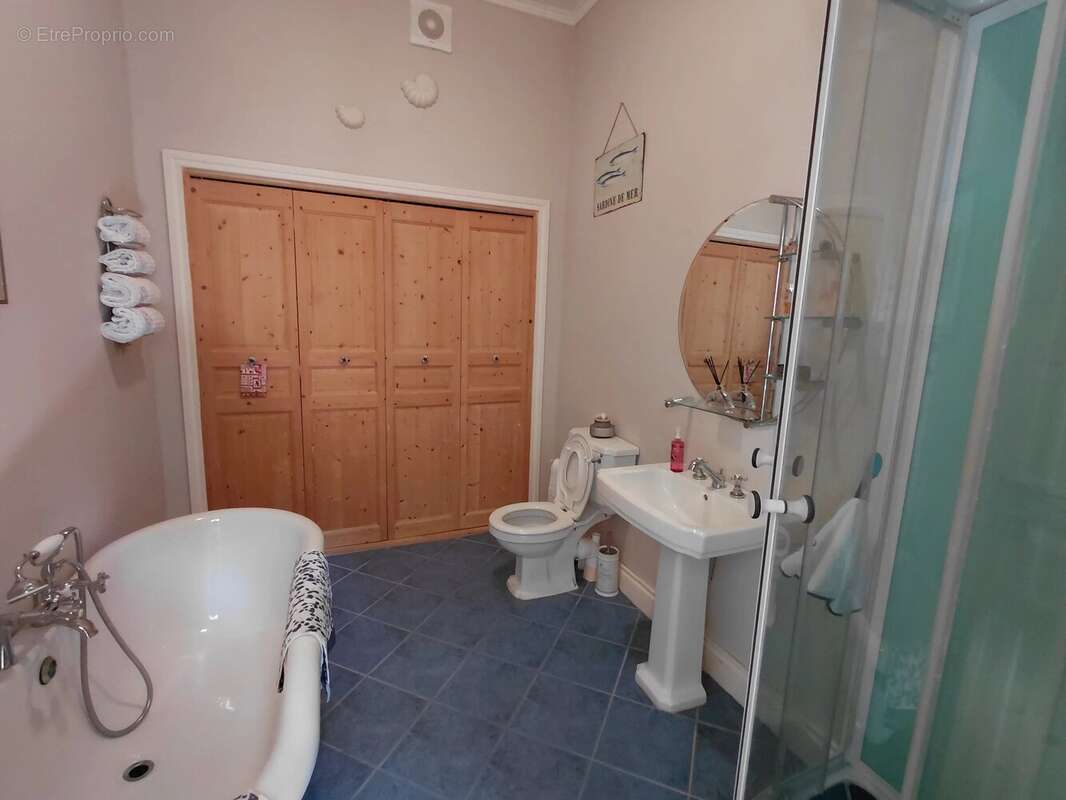 Charmante maison avec piscine à Puycelsi - photo 7