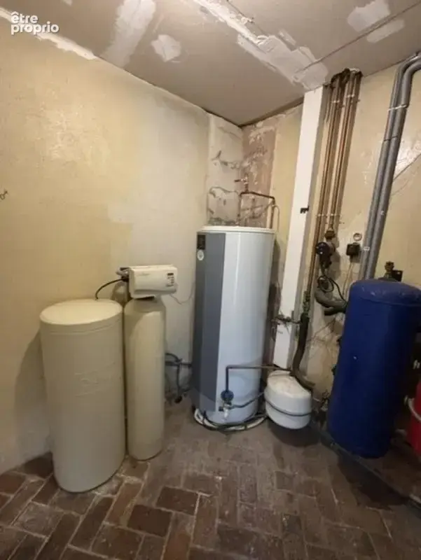 NOUVEAUTÉ – Maison de caractère rénovée de 183 m² avec fort potentiel - photo 23