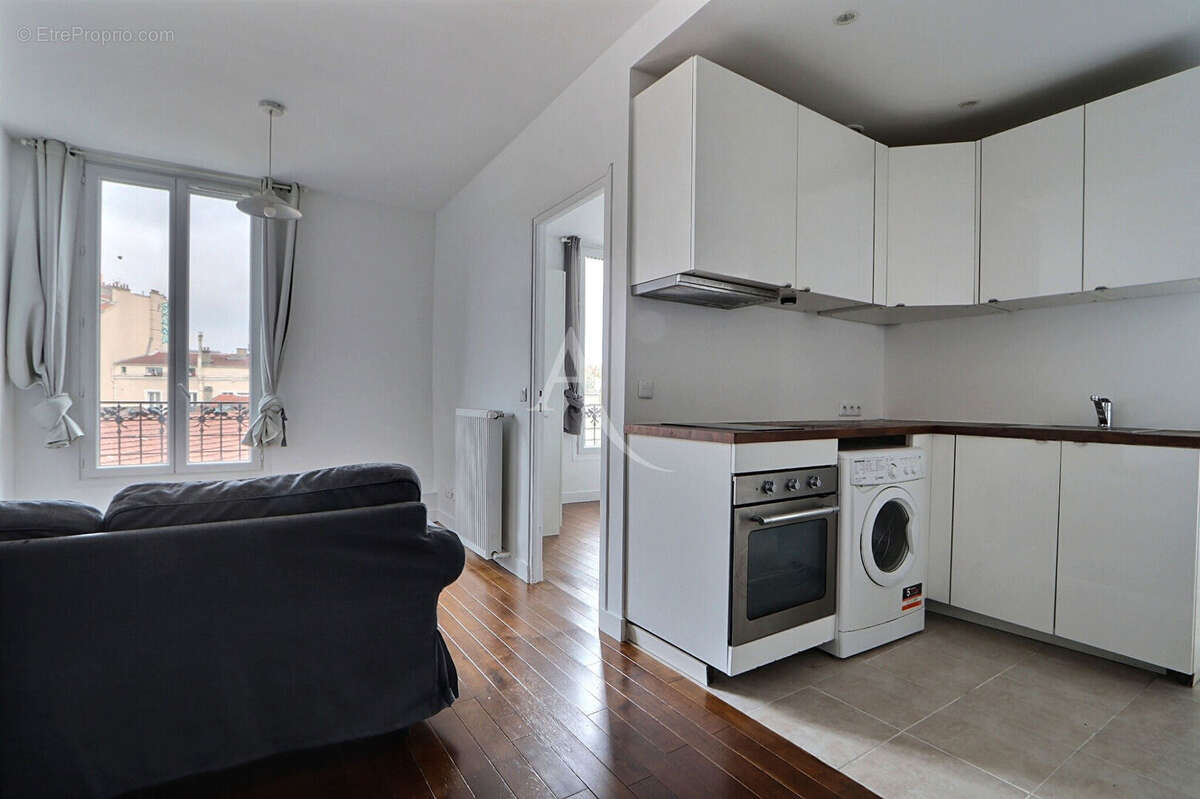 Appartement à AUBERVILLIERS