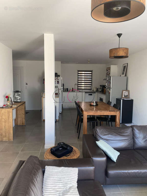 Maison à COUDOUX