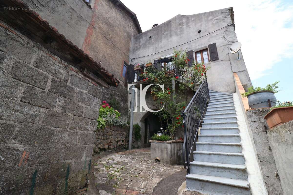 Maison à SAINT-AMBROIX