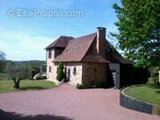 Maison à MAGNAC-BOURG