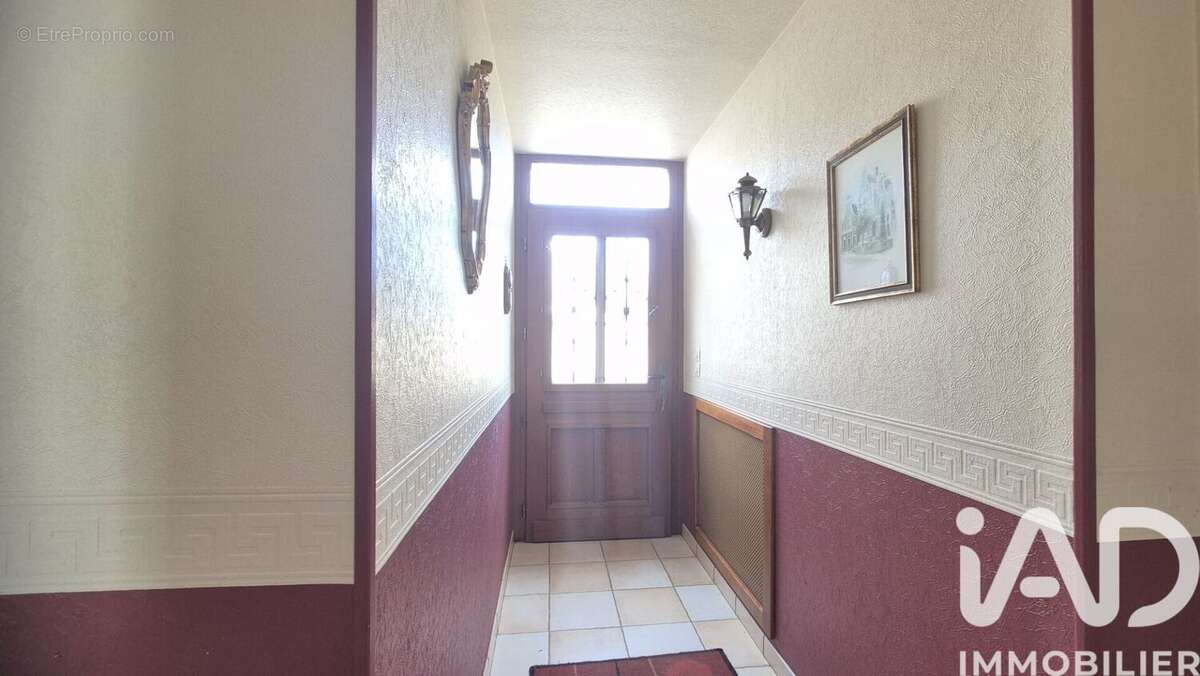 Maison 122 m² à Thorey  - photo 2