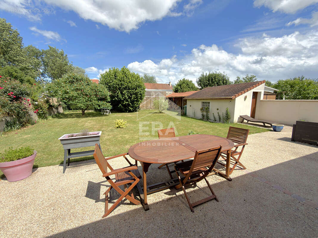 Maison à MORMANT