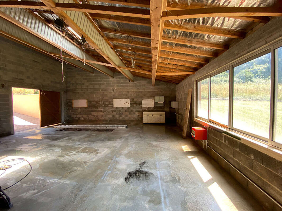 Maison à CARSAC-AILLAC