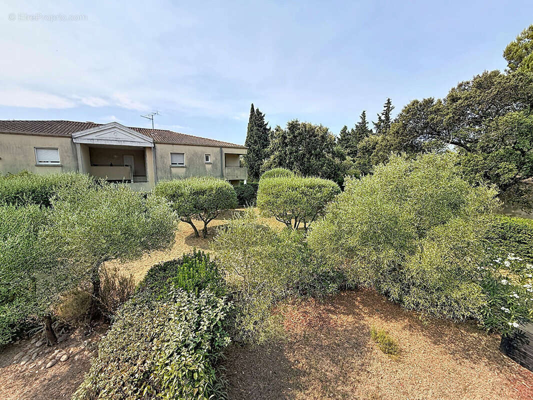 Appartement Villeneuve Les Avignon 3 pièce(s) 75.21 m2 TERRASSE + GARAGE - photo 3