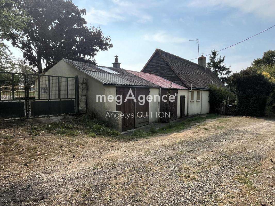 Maison à BEAUMONT-SUR-SARTHE