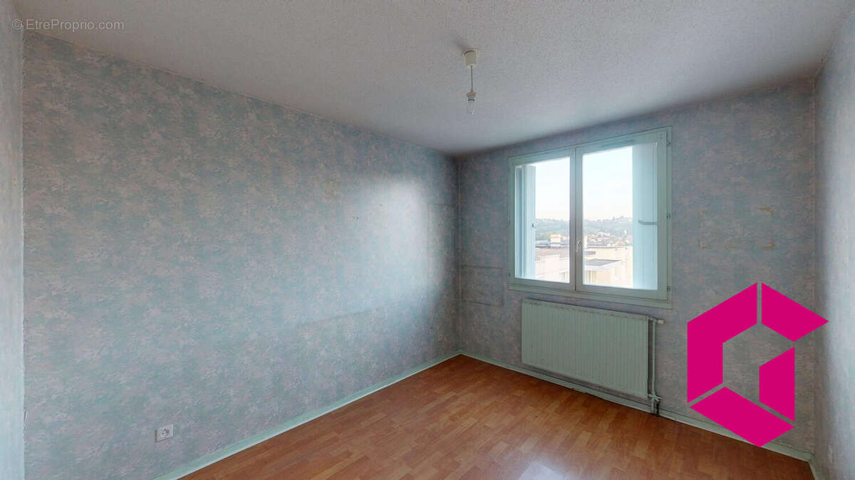 Appartement à UNIEUX