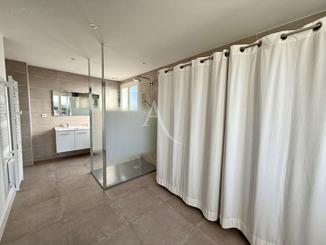 Appartement à CHATEAU-GONTIER