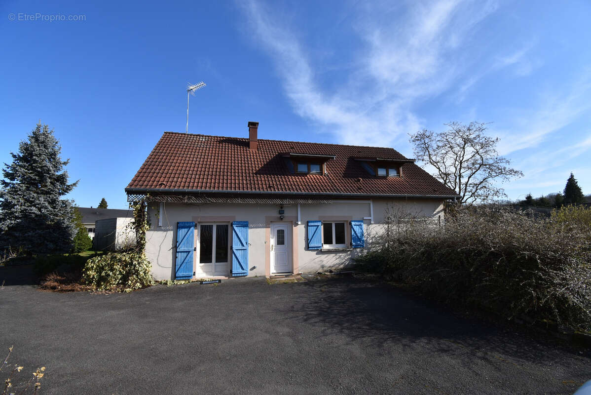 Maison à SAINT-SAUVEUR