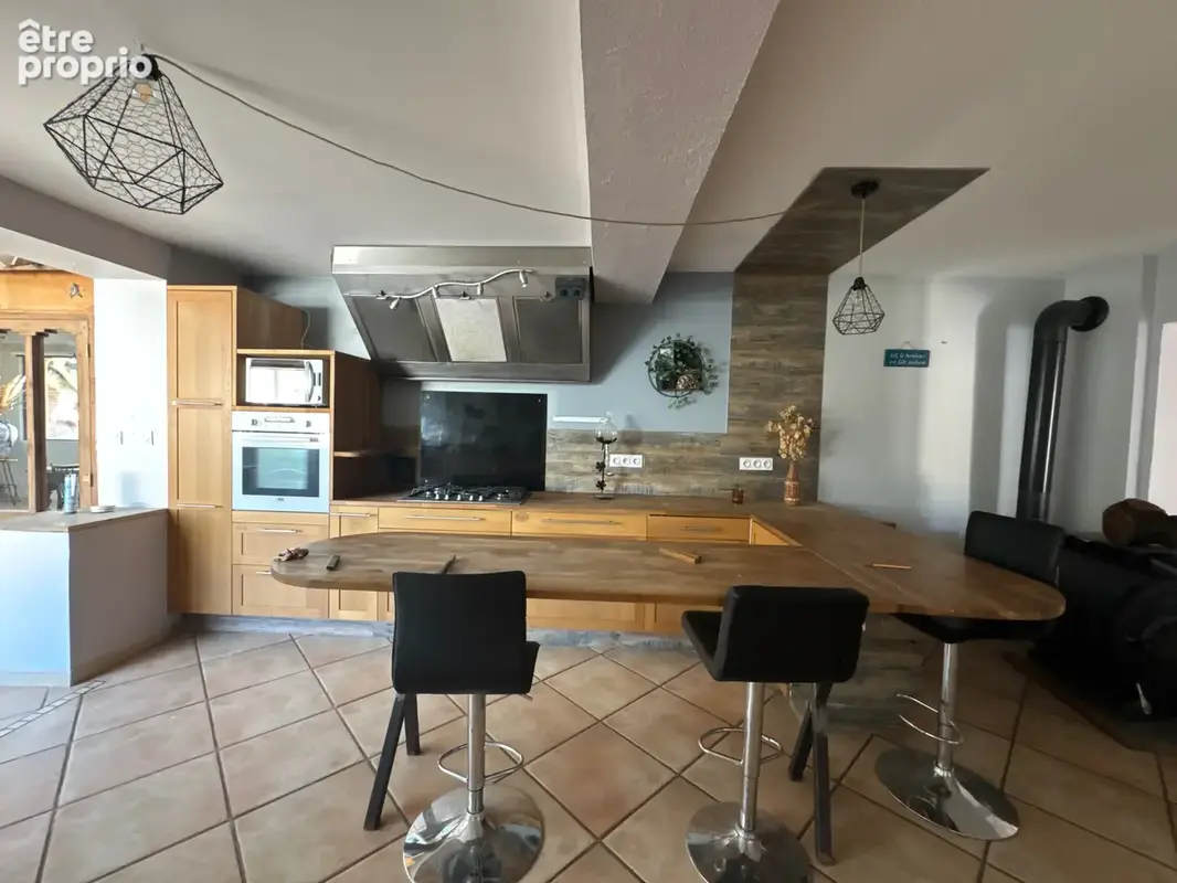 Maison familiale 135m2 avec piscine et studio indépendant - photo 4
