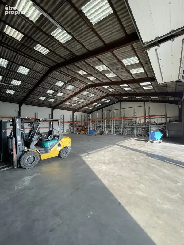 Vente propriété, pavillon +  bâtiment de 700 m2 env sur terrain de 2,12 ha LURE - photo 28