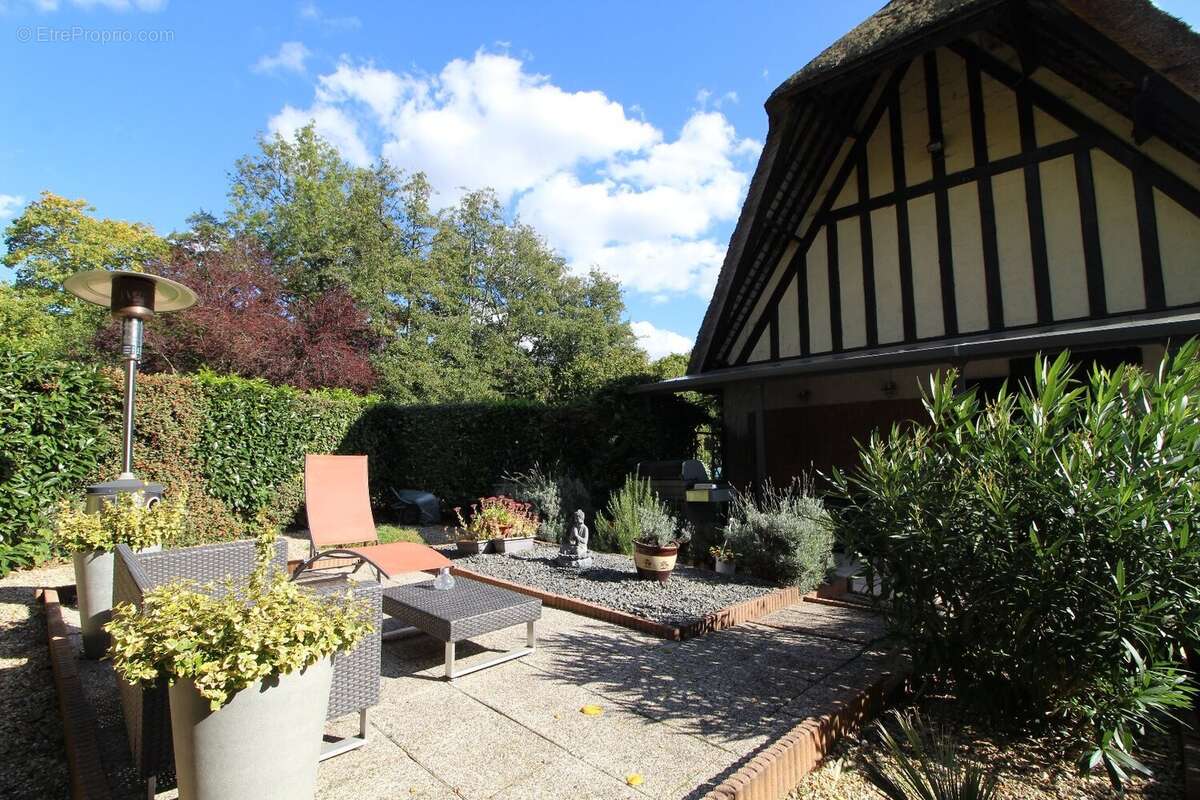 Maison à HOULBEC-COCHEREL