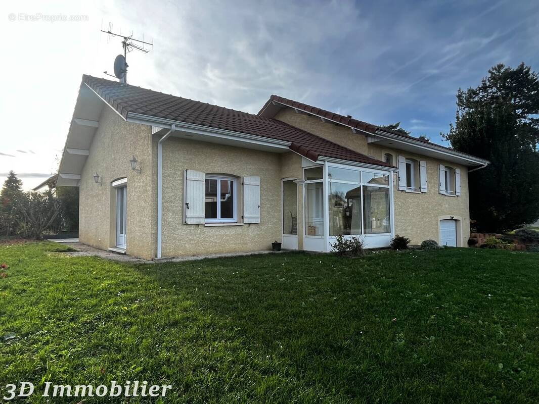 Maison à DOUVAINE