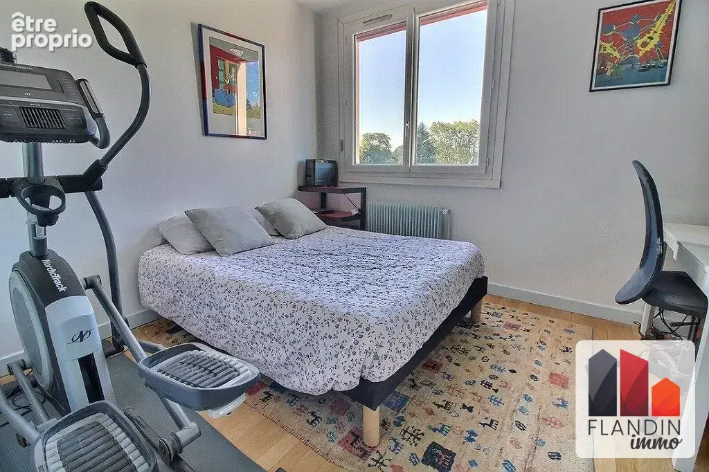 Appartement 5 pièces 121 m² à vendre à Saint-Genis-Laval (69230) - photo 7