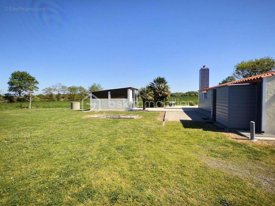 Maison à BOIS-DE-CENE