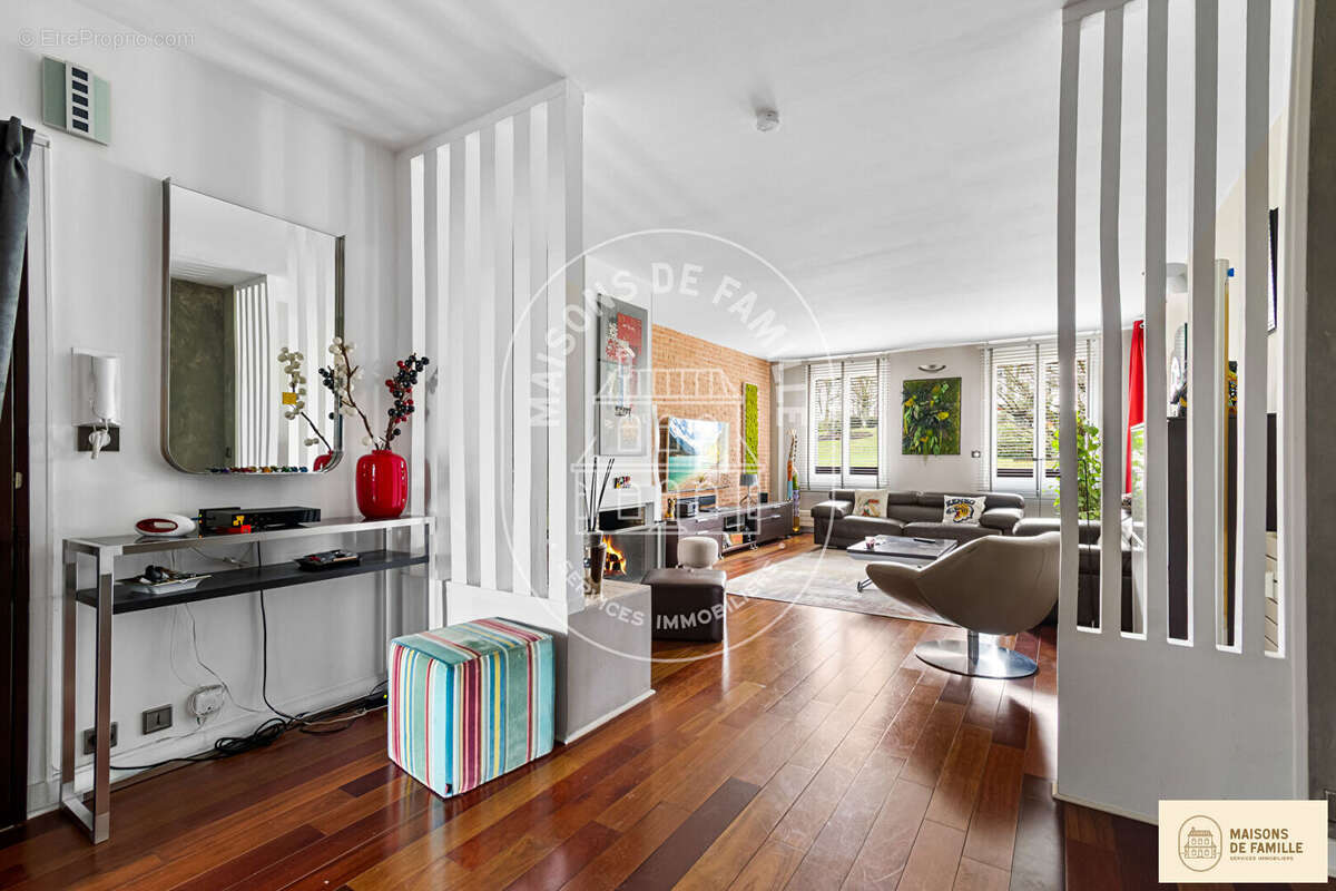 Appartement à LOUVECIENNES