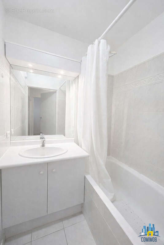 Appartement à ISSY-LES-MOULINEAUX