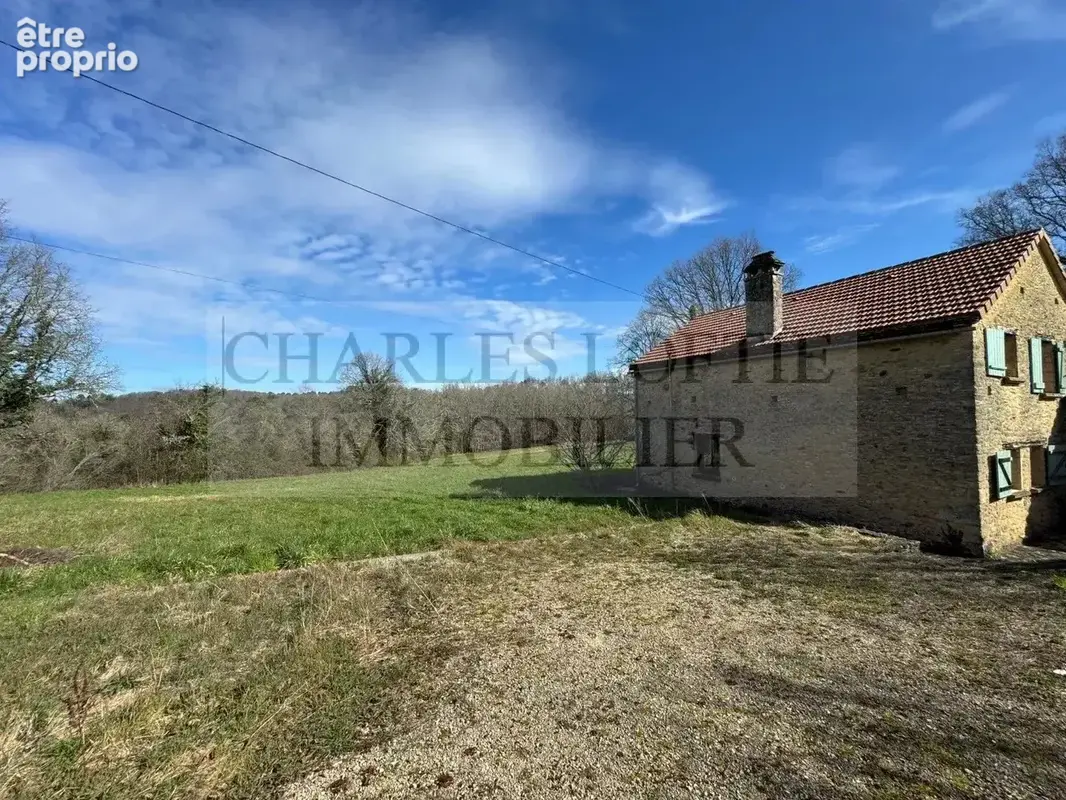Charmante maison en pierre, grangette sur un plus de 2,5 ha de terrain - photo 12