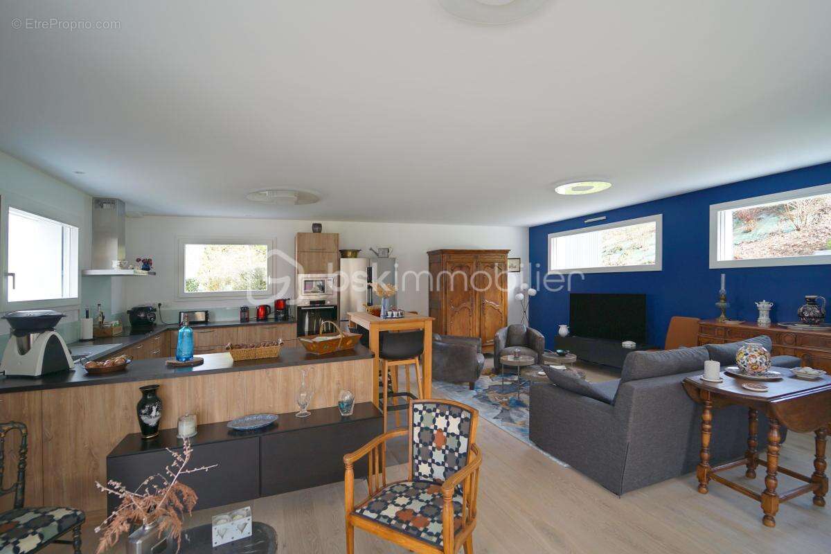 Maison à SAINT-JORIOZ