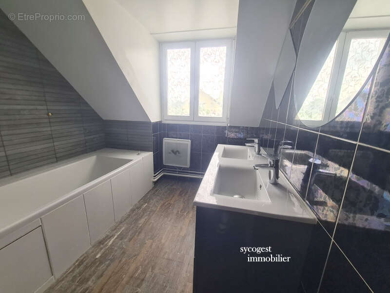 Maison Montfermeil 5 pièce(s) 85 m2 - photo 12